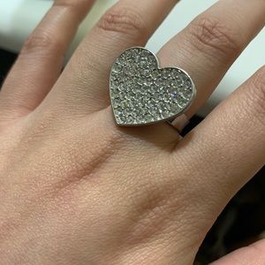 Heart-shaped Rhinestone Ring